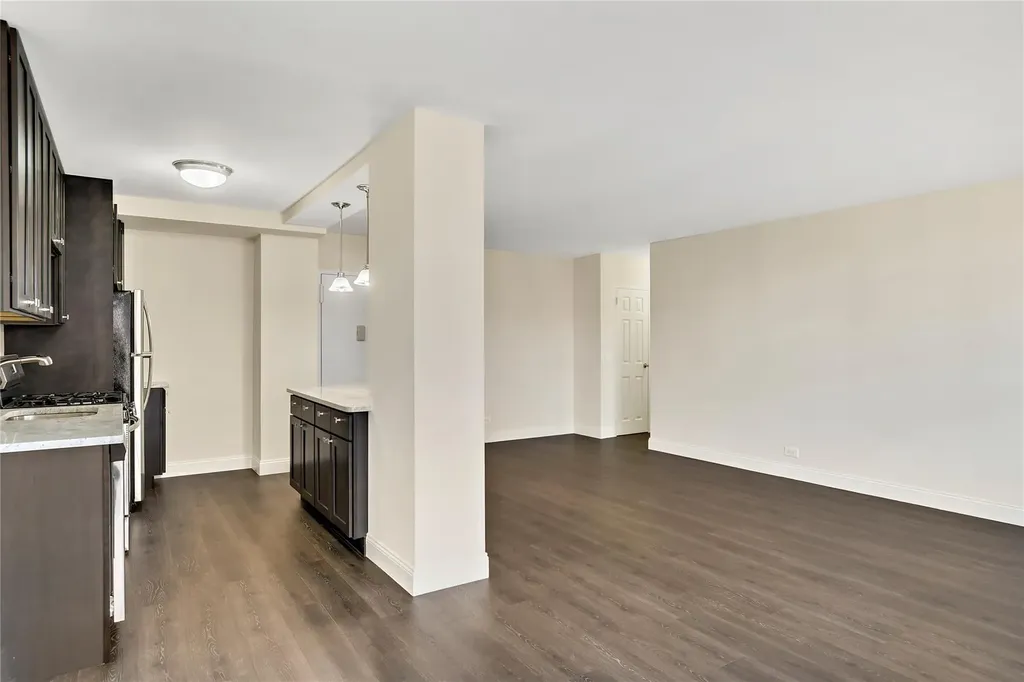 825 Morrison Avenue Bronx NY 10473