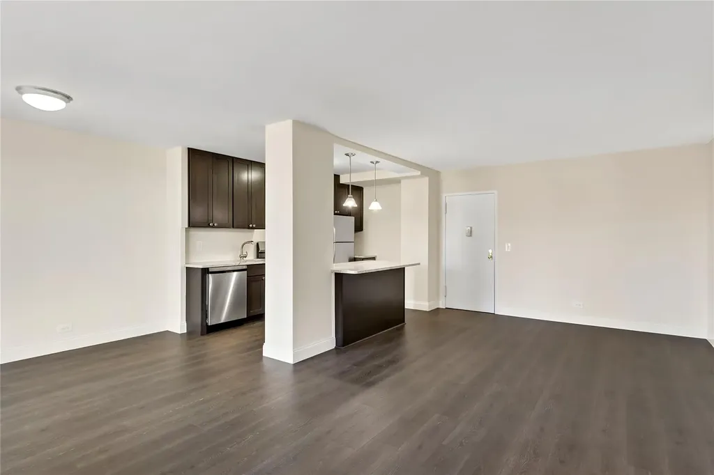 825 Morrison Avenue Bronx NY 10473