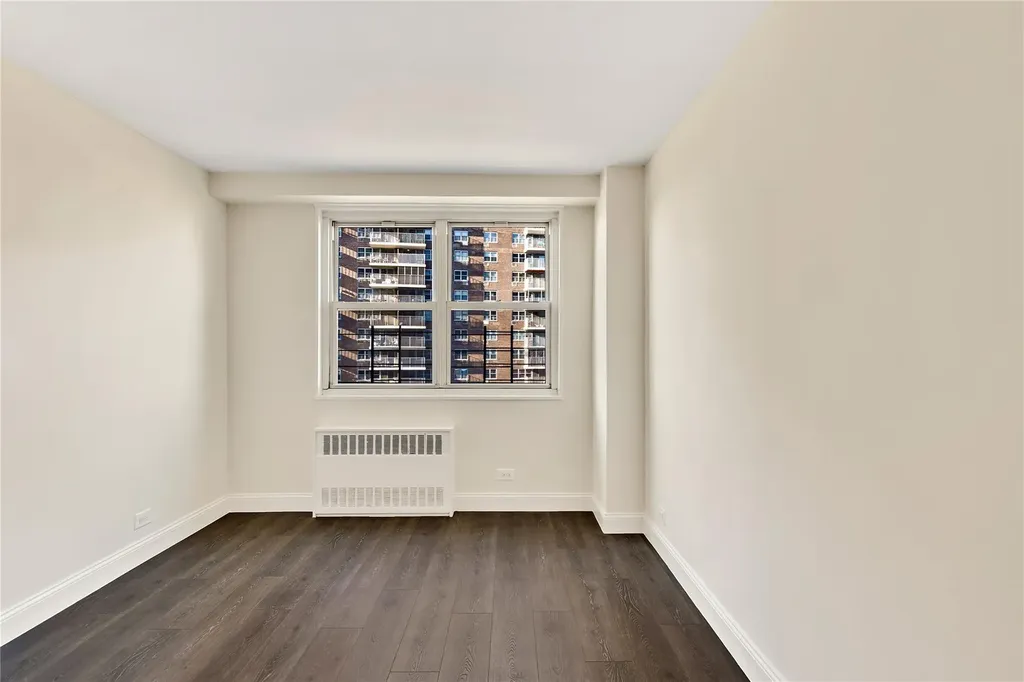 825 Morrison Avenue Bronx NY 10473