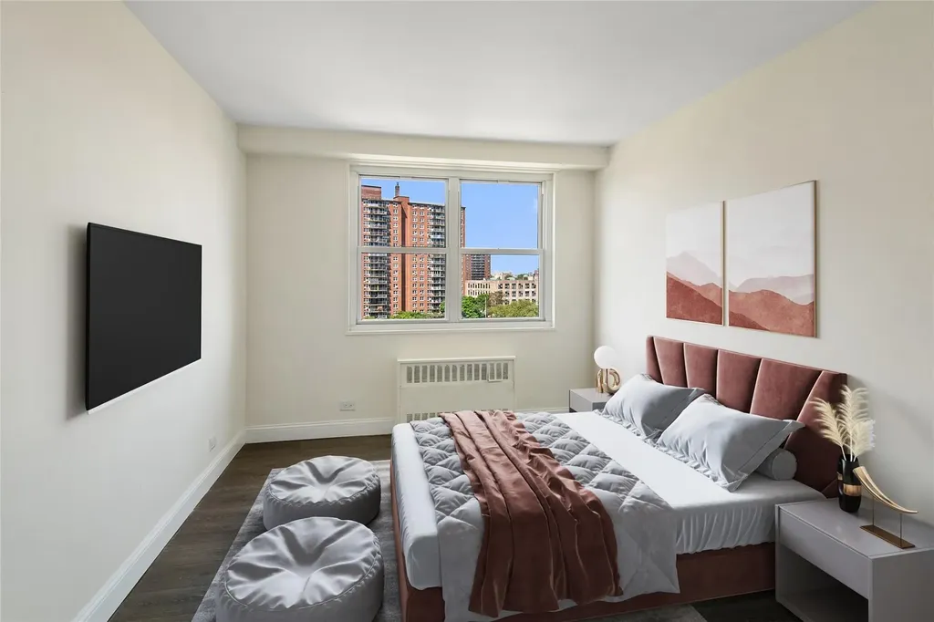 825 Morrison Avenue Bronx NY 10473