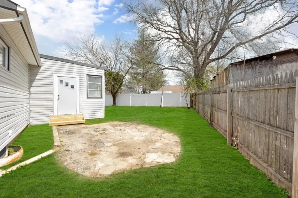 113 Applegate Drive Central Islip NY 11722