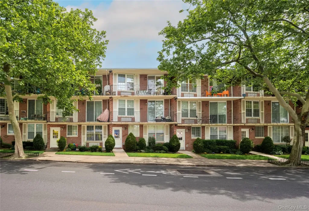 9965 Shore Road Brooklyn NY 11209