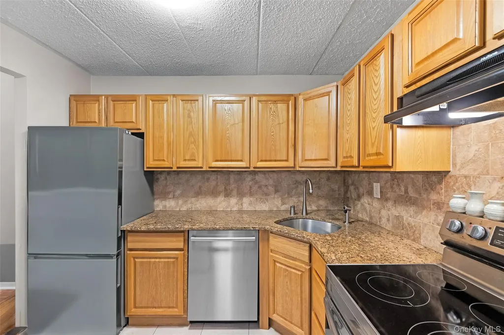 9965 Shore Road Brooklyn NY 11209