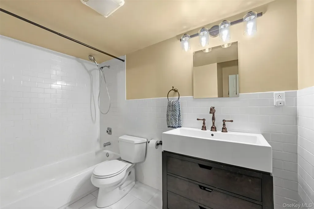 9965 Shore Road Brooklyn NY 11209