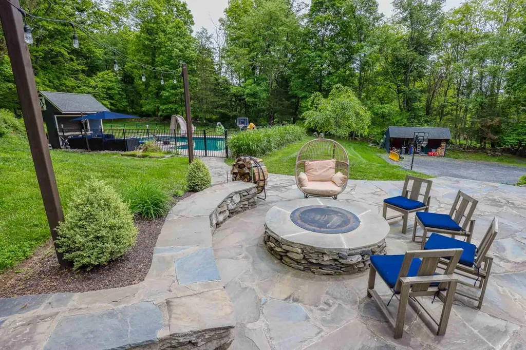 470 Winding Hill Road Montgomery NY 12549