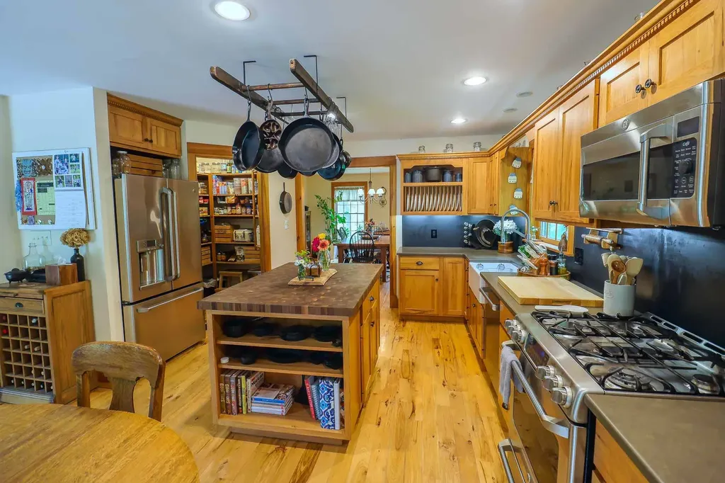 470 Winding Hill Road Montgomery NY 12549