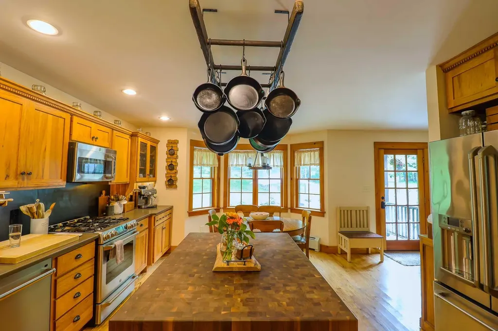 470 Winding Hill Road Montgomery NY 12549