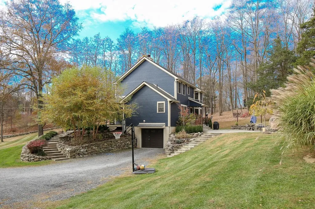 470 Winding Hill Road Montgomery NY 12549