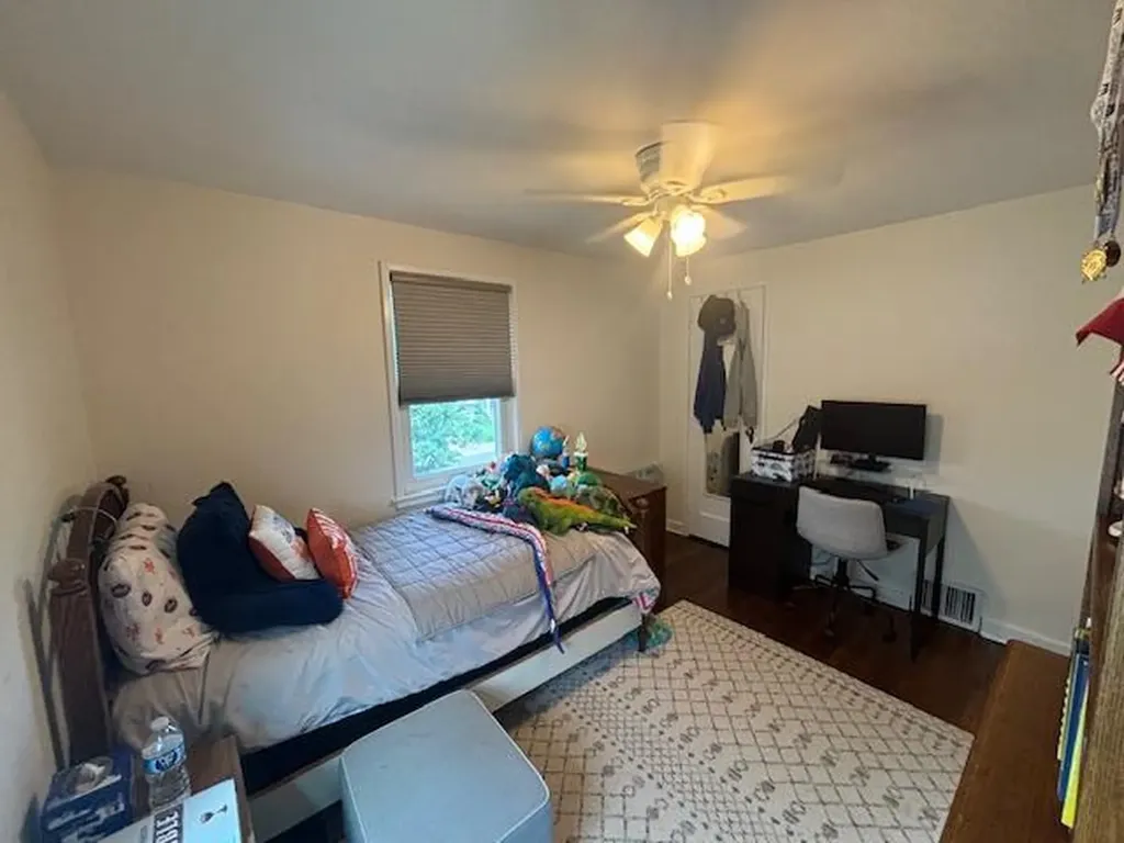 371 White Road Mineola NY 11501