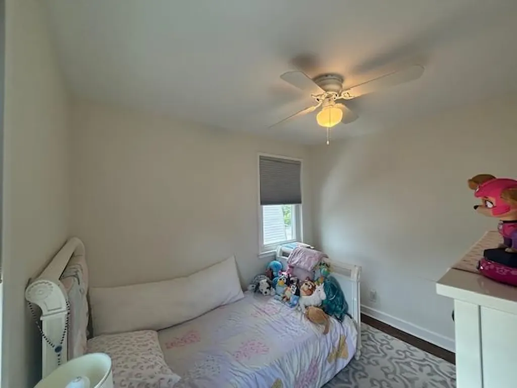371 White Road Mineola NY 11501