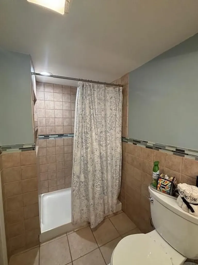 371 White Road Mineola NY 11501