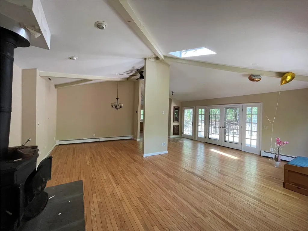 54-58 De Liso Lane Mahopac NY 10541