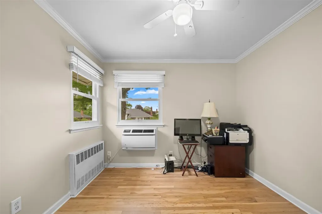 613 Gary Place Westbury NY 11590