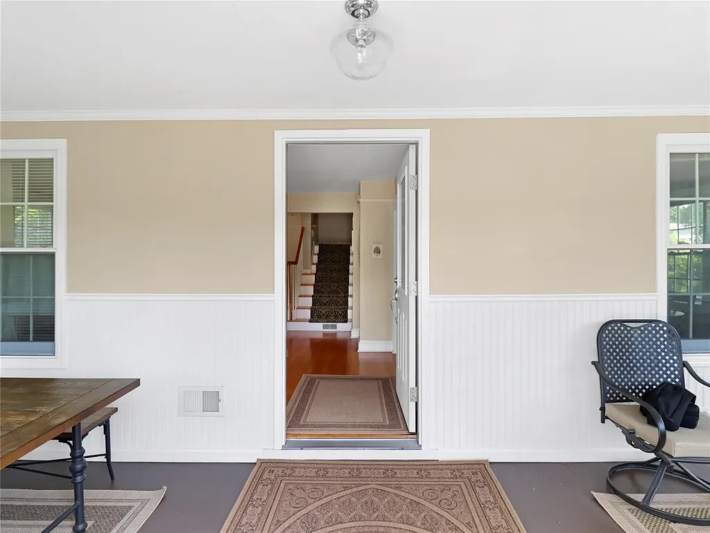 26 Van Nostrand Place Nanuet NY 10954