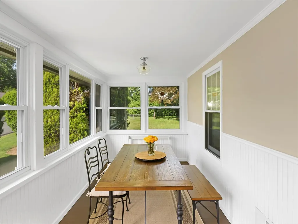 26 Van Nostrand Place Nanuet NY 10954