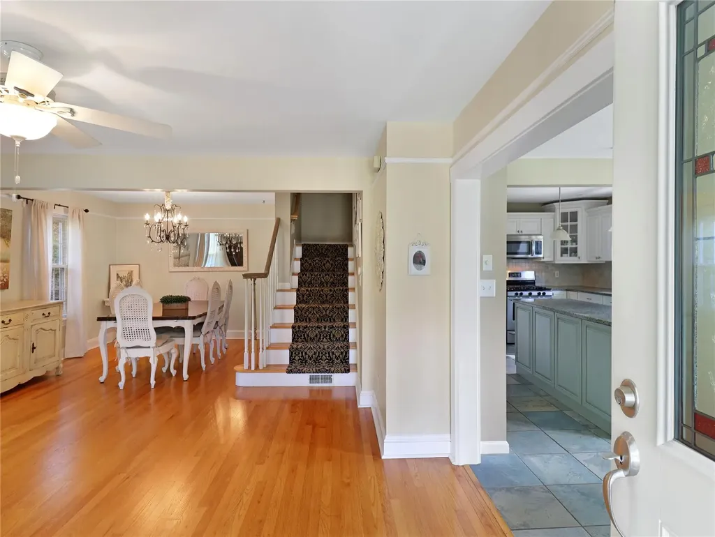 26 Van Nostrand Place Nanuet NY 10954