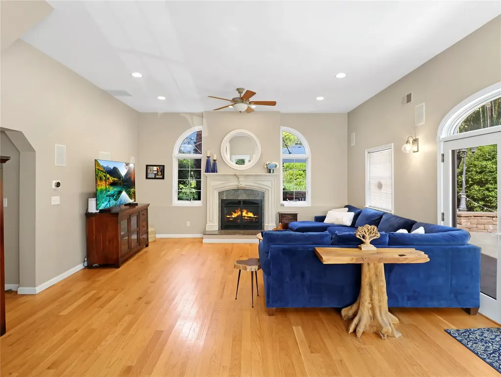 26 Van Nostrand Place Nanuet NY 10954