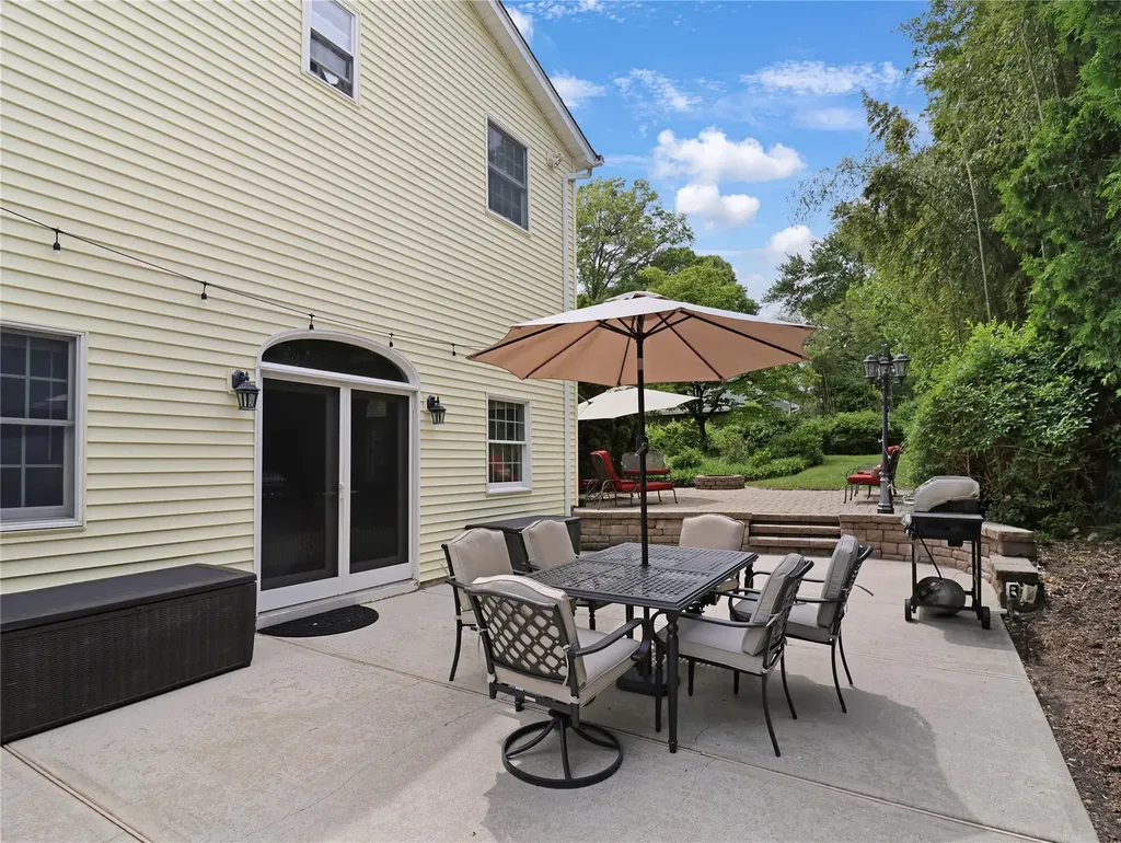 26 Van Nostrand Place Nanuet NY 10954