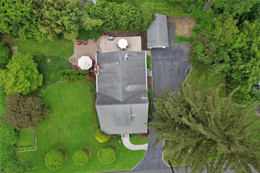 26 Van Nostrand Place Nanuet NY 10954