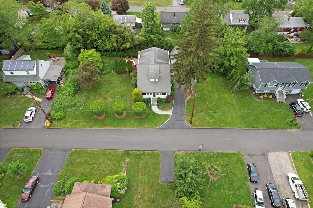 26 Van Nostrand Place Nanuet NY 10954