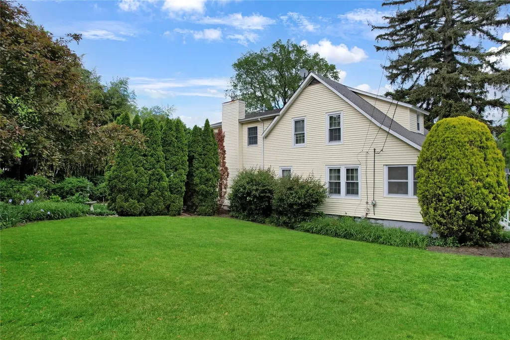 26 Van Nostrand Place Nanuet NY 10954