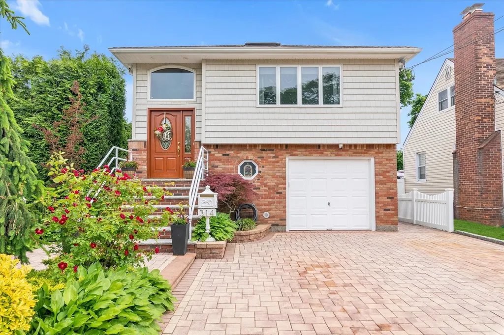 314 Oakview Avenue Oceanside NY 11572