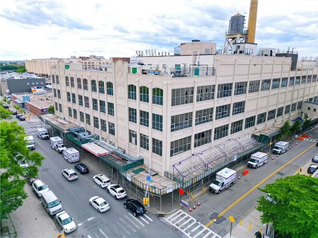 202 61st Street Brooklyn NY 11220
