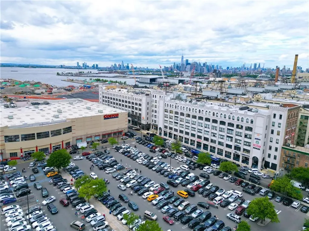 202 61st Street Brooklyn NY 11220
