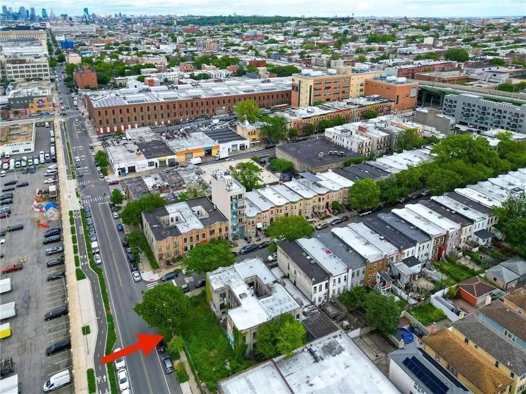 202 61st Street Brooklyn NY 11220