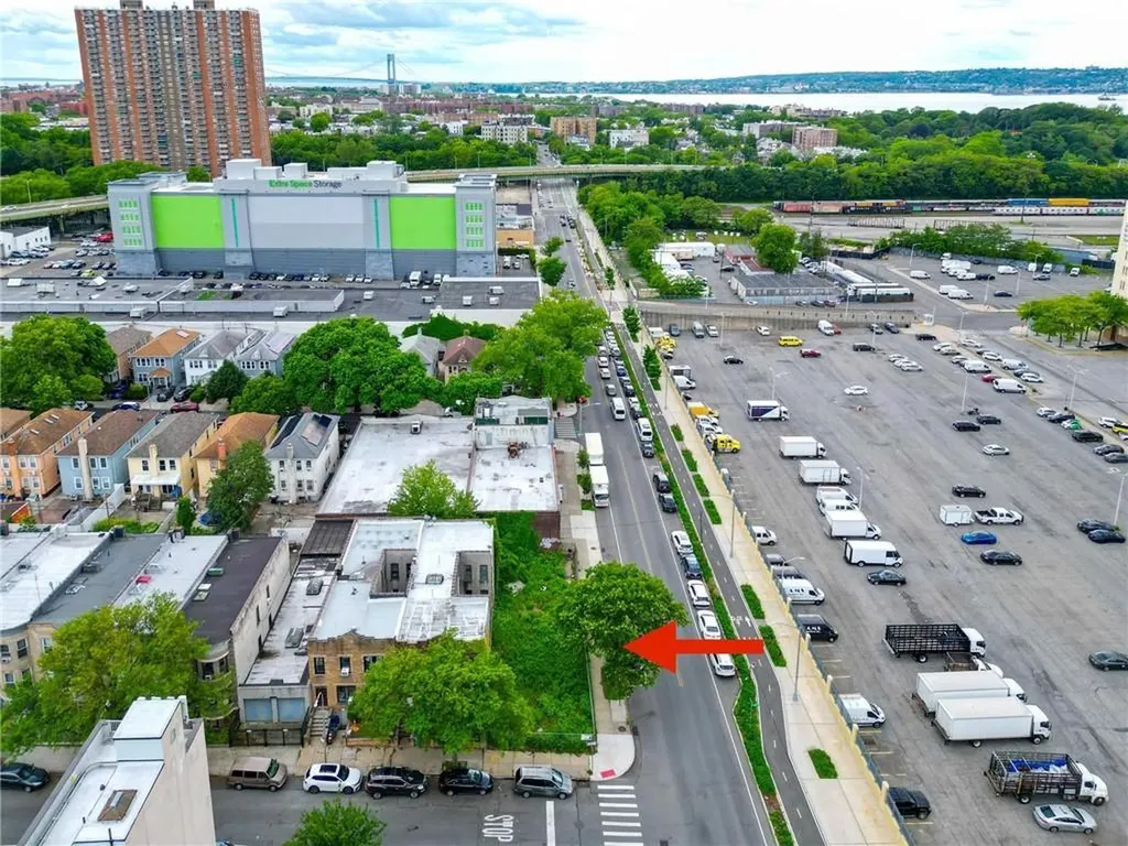 202 61st Street Brooklyn NY 11220