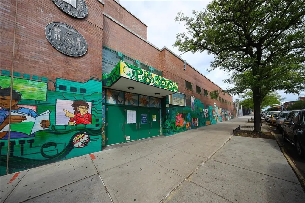 202 61st Street Brooklyn NY 11220