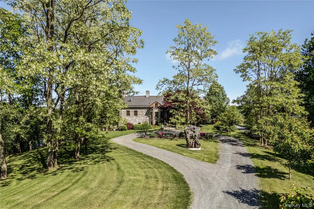 26 Roberson Avenue Pine Bush NY 12566