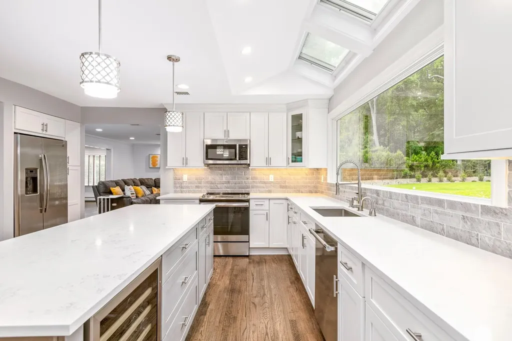 11 Wandering Way Smithtown NY 11787