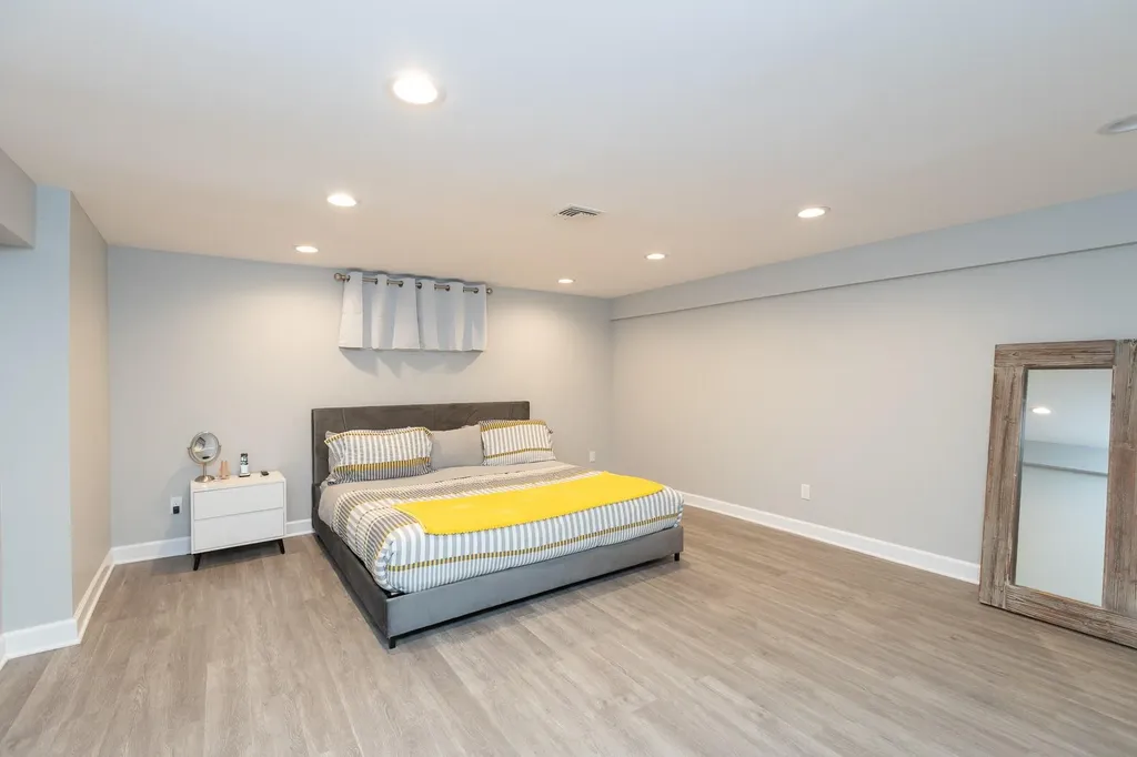 11 Wandering Way Smithtown NY 11787