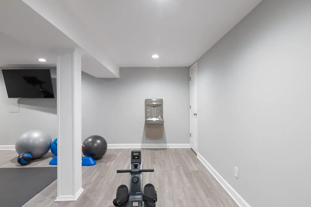 11 Wandering Way Smithtown NY 11787