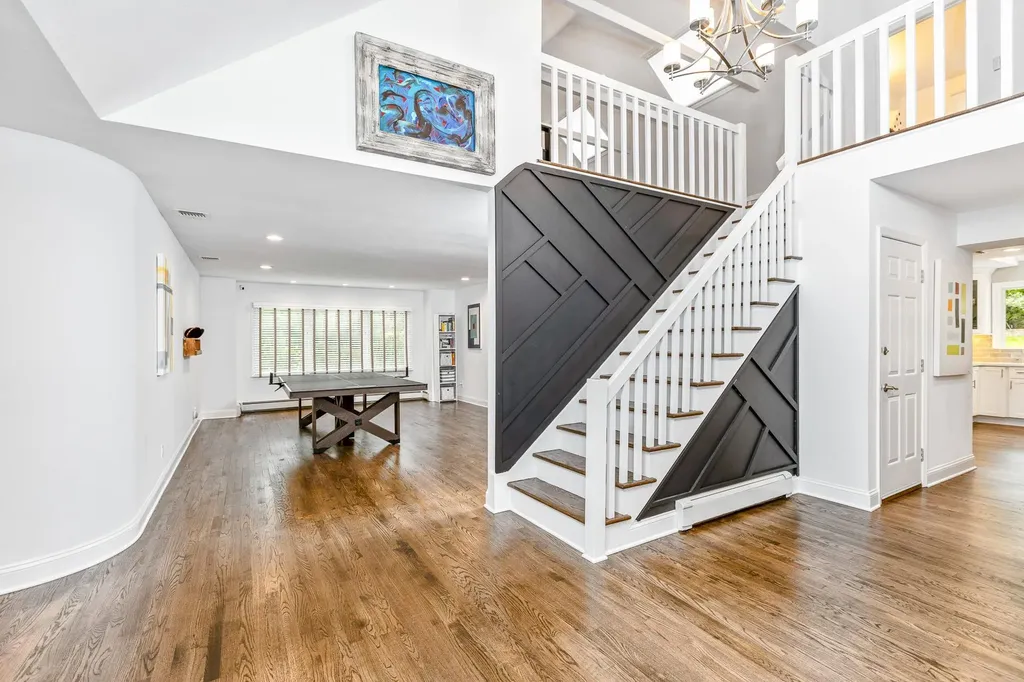 11 Wandering Way Smithtown NY 11787