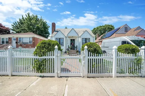 130-60 223rd Street Laurelton NY 11413