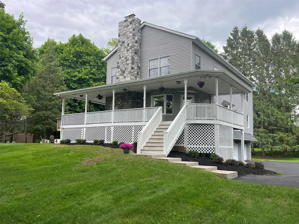 23 Saddle Rock Drive Poughkeepsie NY 12603