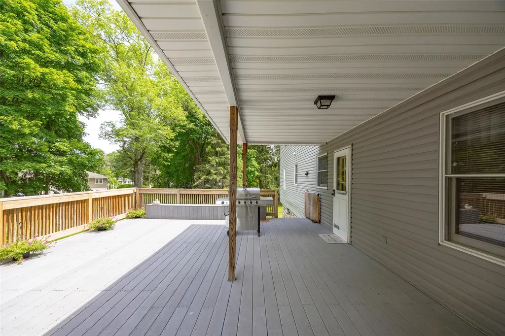 23 Saddle Rock Drive Poughkeepsie NY 12603