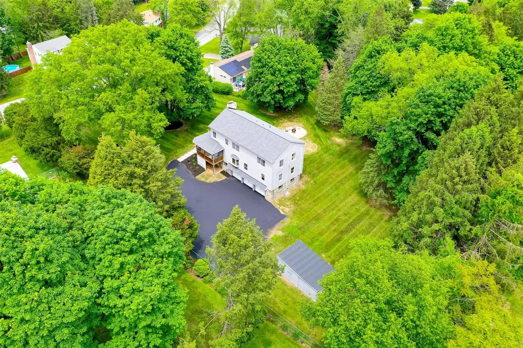 23 Saddle Rock Drive Poughkeepsie NY 12603
