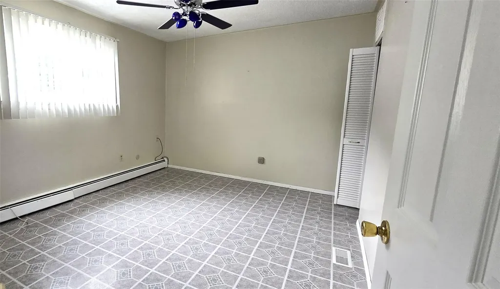 25 Sheffield Drive Middletown NY 10940