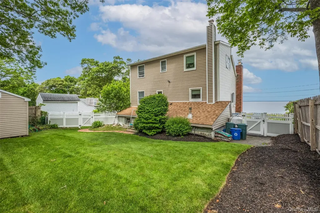26 Point Breeze Drive Rocky Point NY 11778