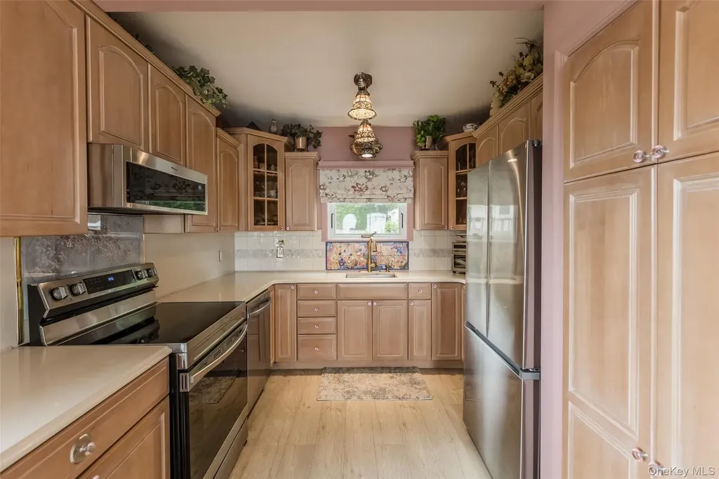 26 Point Breeze Drive Rocky Point NY 11778