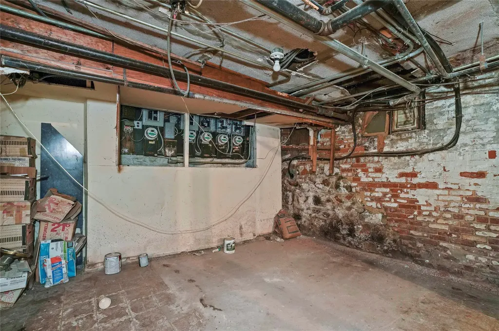 1670 Putnam Avenue Ridgewood NY 11385