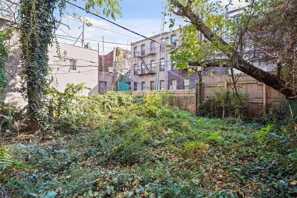 1670 Putnam Avenue Ridgewood NY 11385