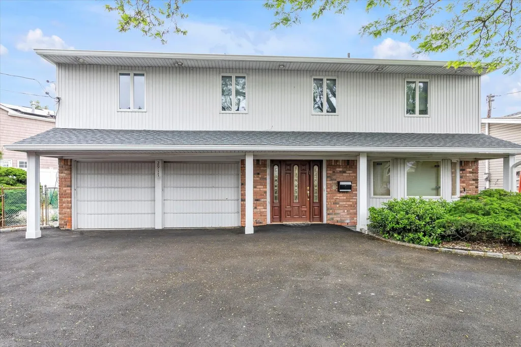 2917 Frankel Boulevard Merrick NY 11566