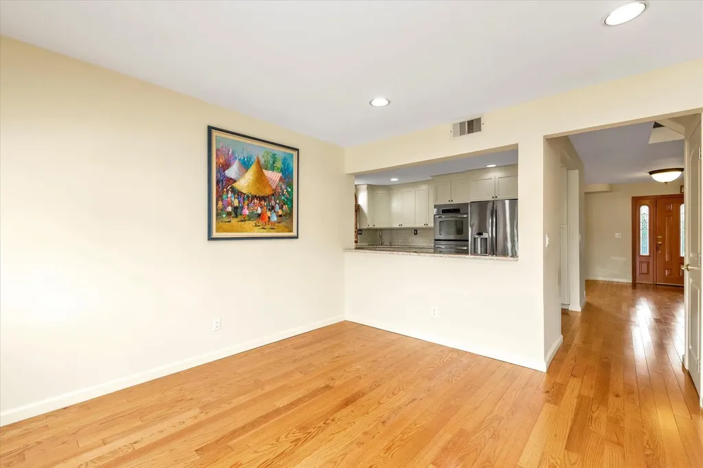 2917 Frankel Boulevard Merrick NY 11566