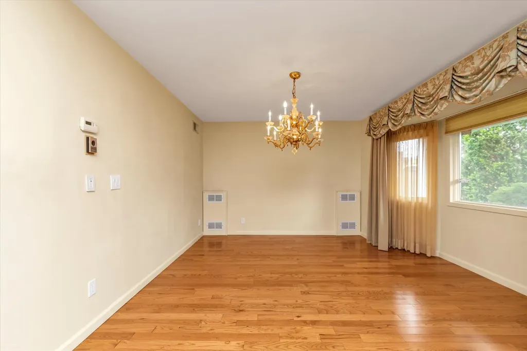 2917 Frankel Boulevard Merrick NY 11566