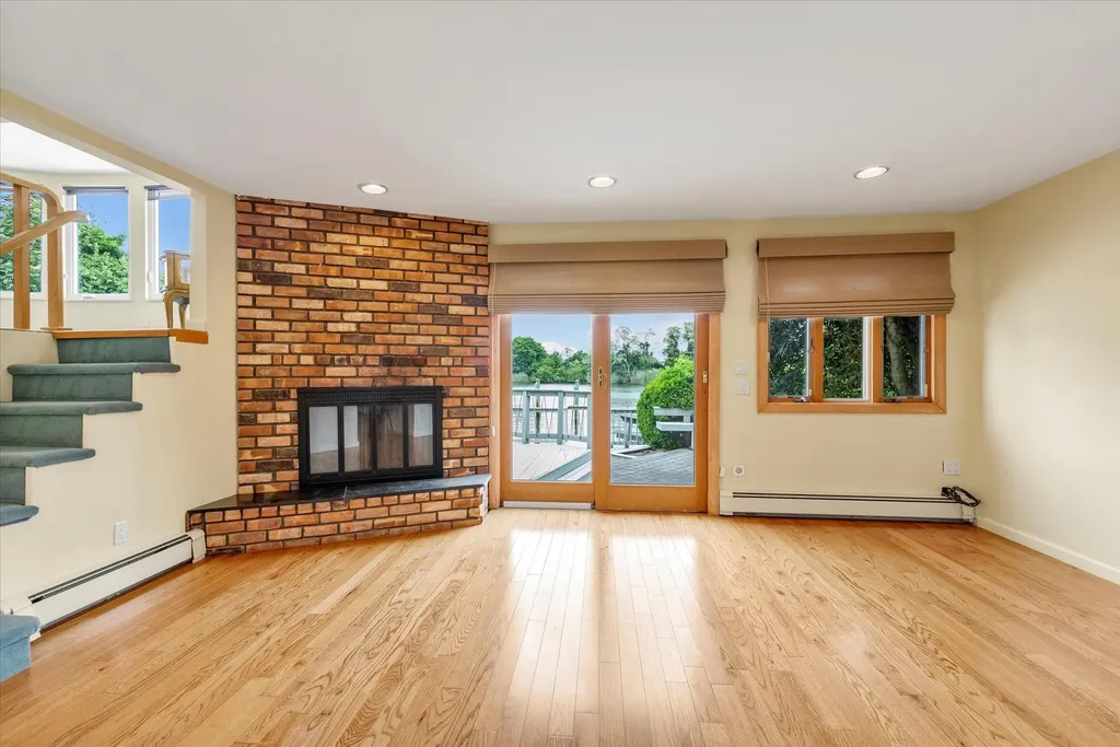 2917 Frankel Boulevard Merrick NY 11566