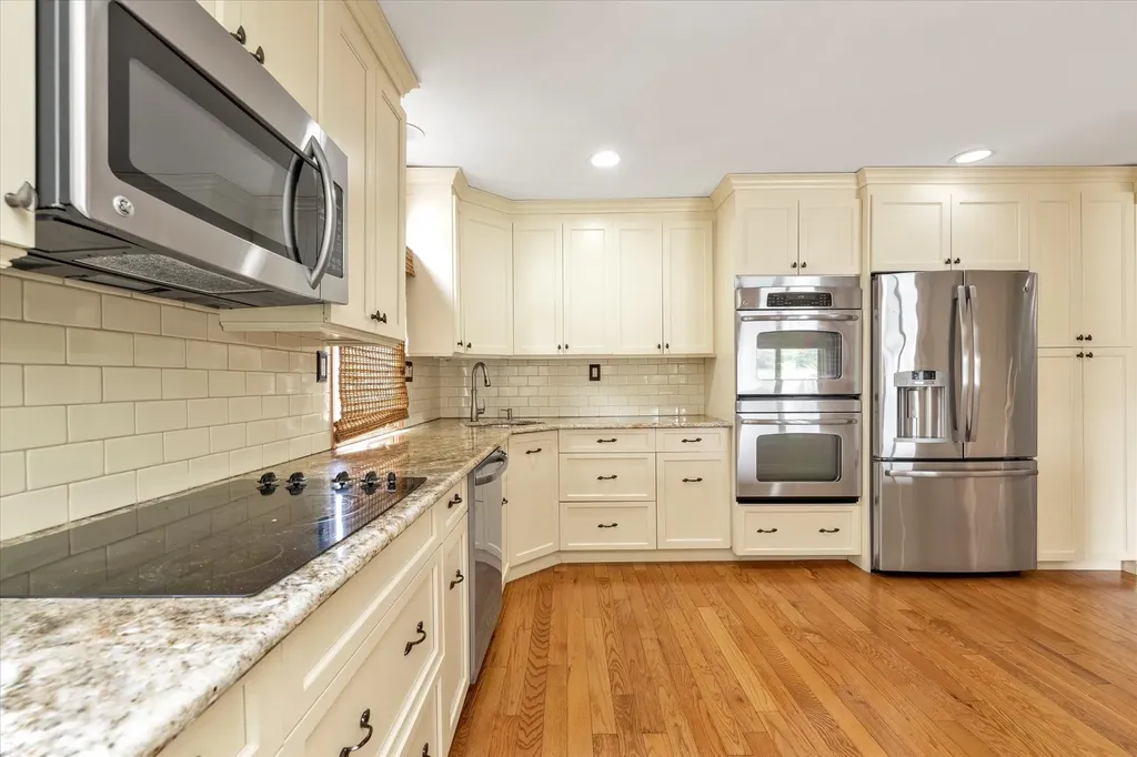 2917 Frankel Boulevard Merrick NY 11566